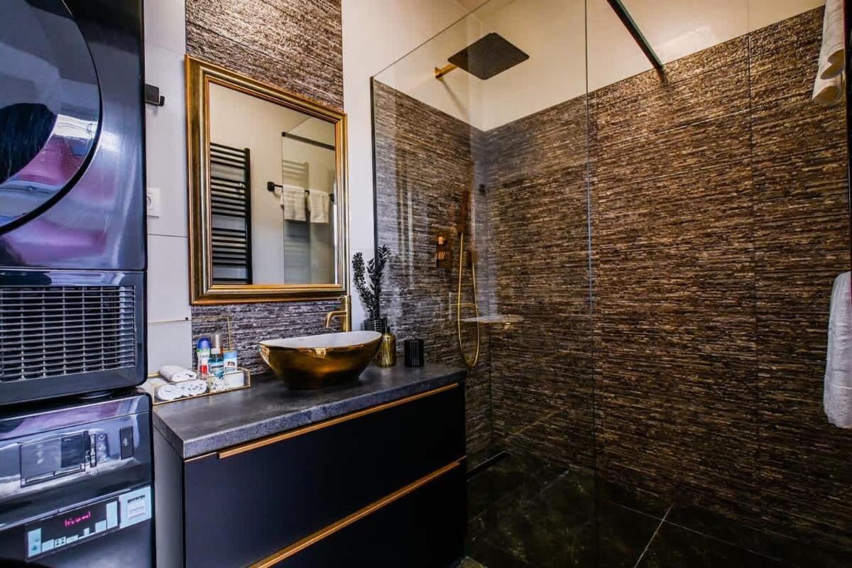 Luxury Apartment In The City Center Bratislava Dış mekan fotoğraf